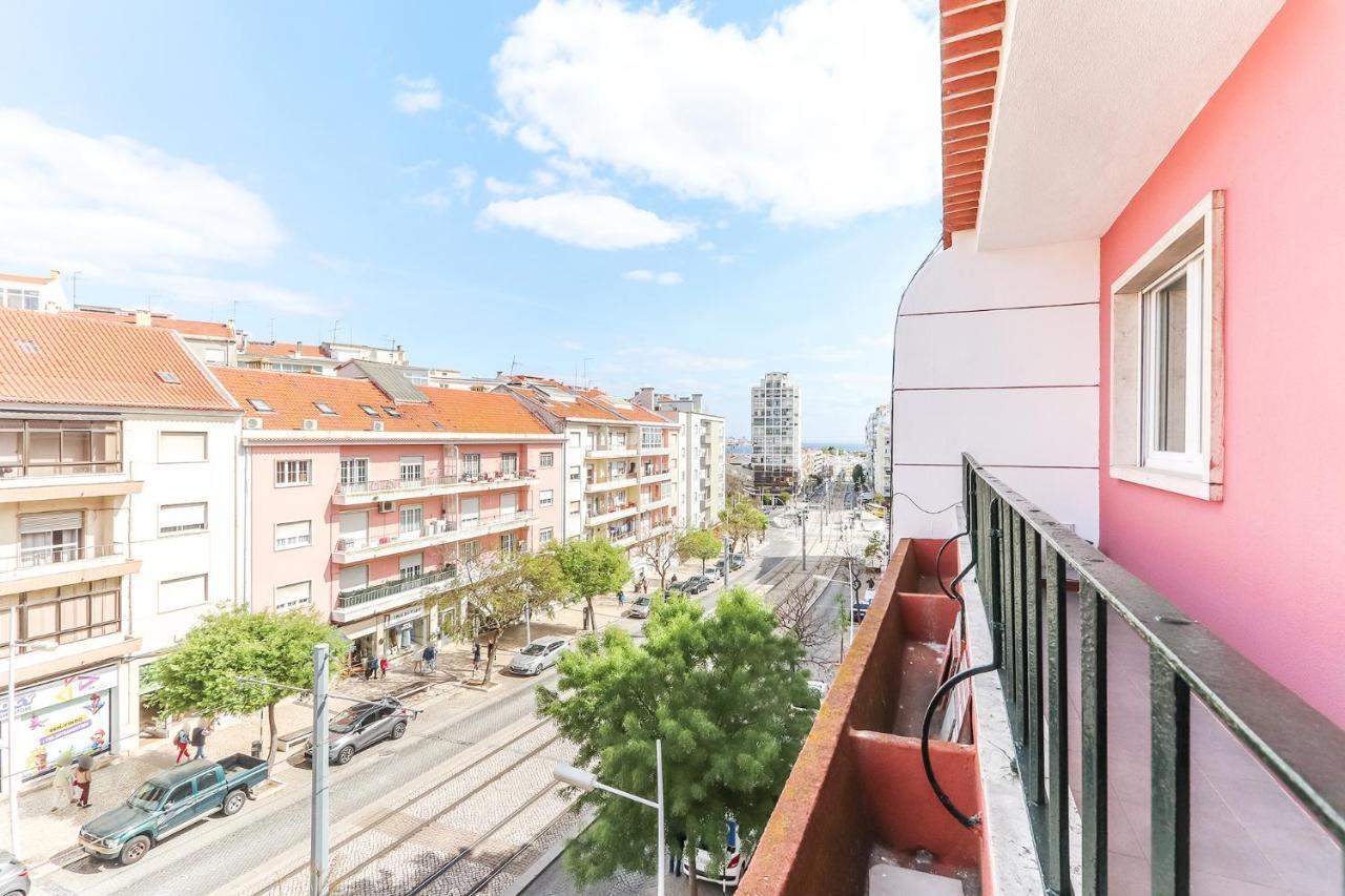Vita Portucale ! Almada Balcony Eksteriør bilde
