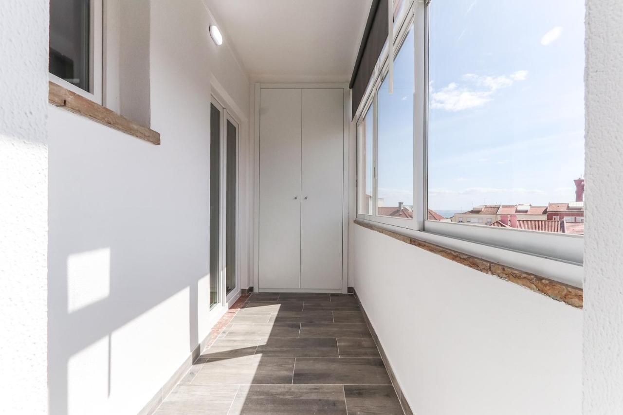 Vita Portucale ! Almada Balcony Eksteriør bilde