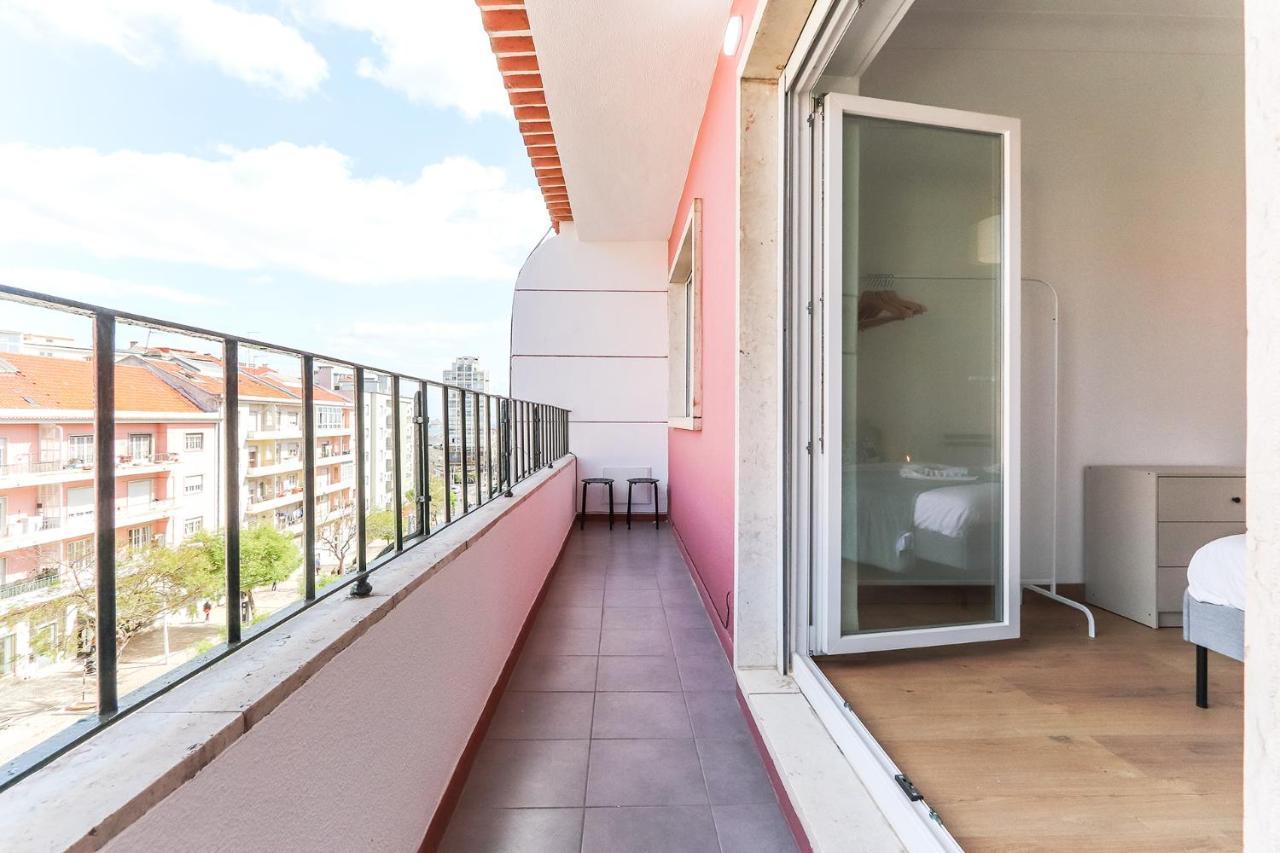 Vita Portucale ! Almada Balcony Eksteriør bilde